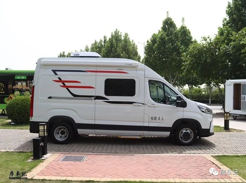 精装修房|移动的精装修房!认真且严肃,这样的宇通B311你喜欢吗?