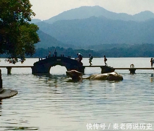 女朋友|最适合情侣的十五个旅游胜地，希望每年都能带女朋友去一处