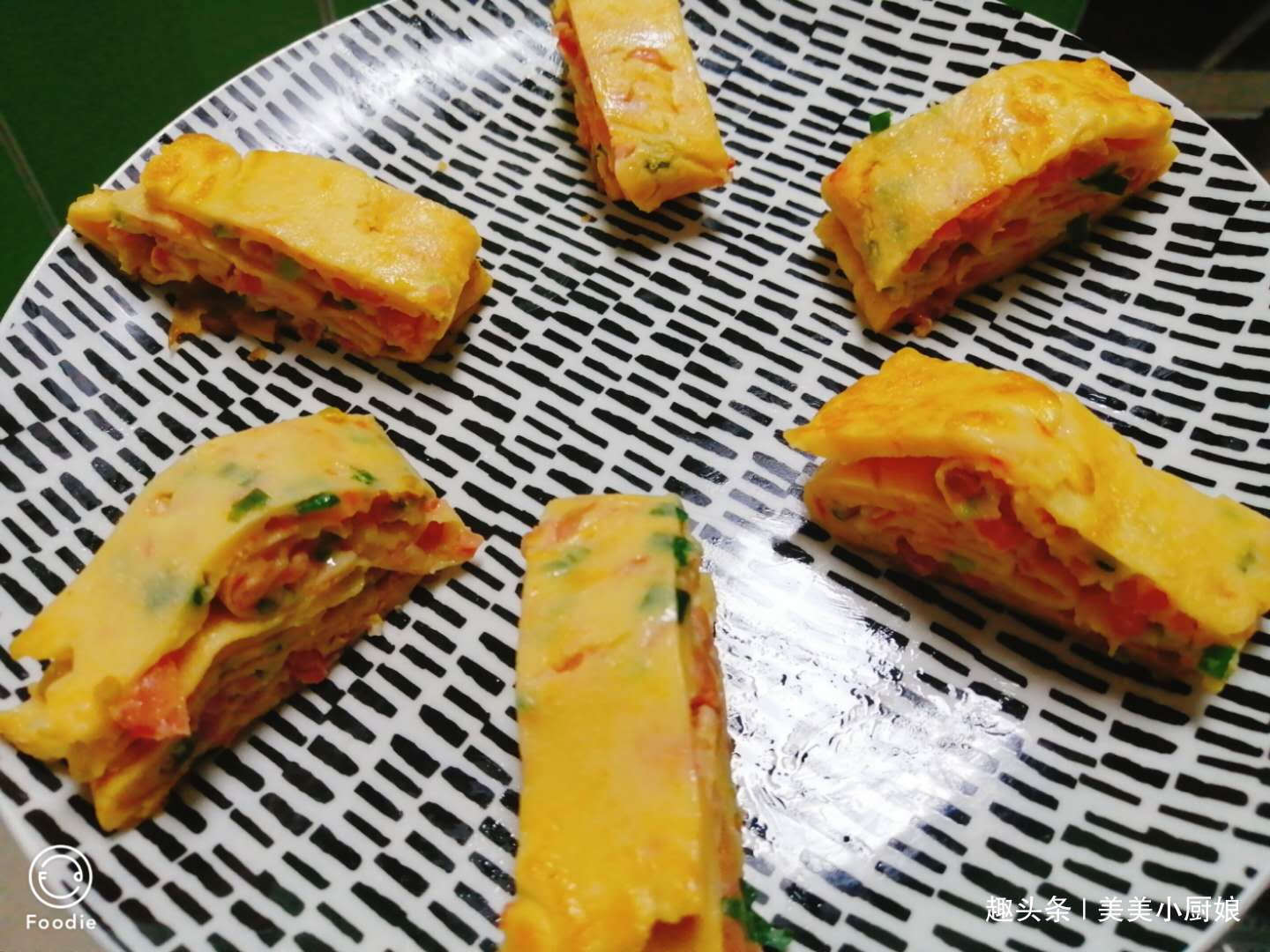 鸡蛋|西红柿和鸡蛋混合在一起,味道好极了,简单易做,小朋友都爱吃