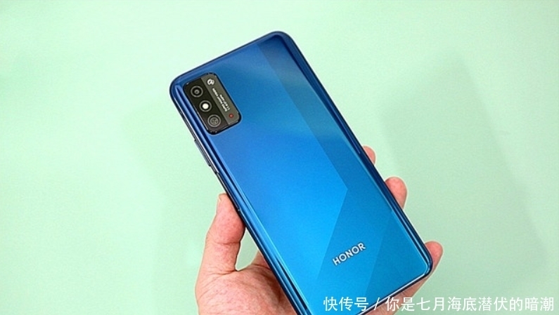 荣耀X10|天玑800+7.09英寸大屏,性能超越却销声匿迹,荣耀X系列已经凉了?