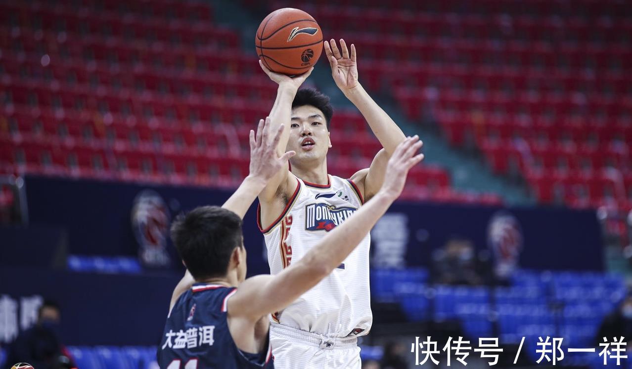 杜锋|广东男篮喜迎4连胜,球队问题仍不容小觑,赵睿缺席影响太大了