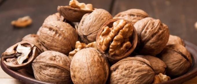 鞣酸|吃完核桃2小时之内，切记不可碰此物，很多人不清楚，早知早受益