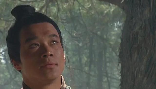 张太公@武松师傅警告武松千万要躲着两个人,武松不听劝告,结果受到教训