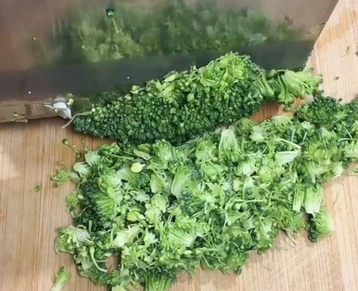 孩子最爱的一口,冬天几乎天天吃,口感嫩滑,做法简单又营养