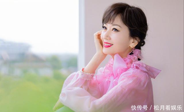 女人上了年纪,在外人看来“作妖”的4个细节,才是显年轻的关键