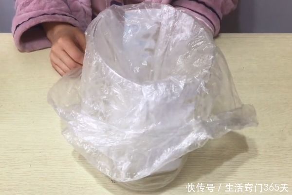 变废为宝|空油桶扔掉等于在扔钱,简单切几刀放家里,家里人都抢着用!