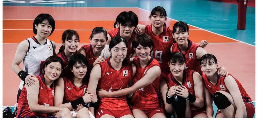 日本女排|中日泪别东京，美国巴西第一，八强对阵出炉，奥运女排积分更新
