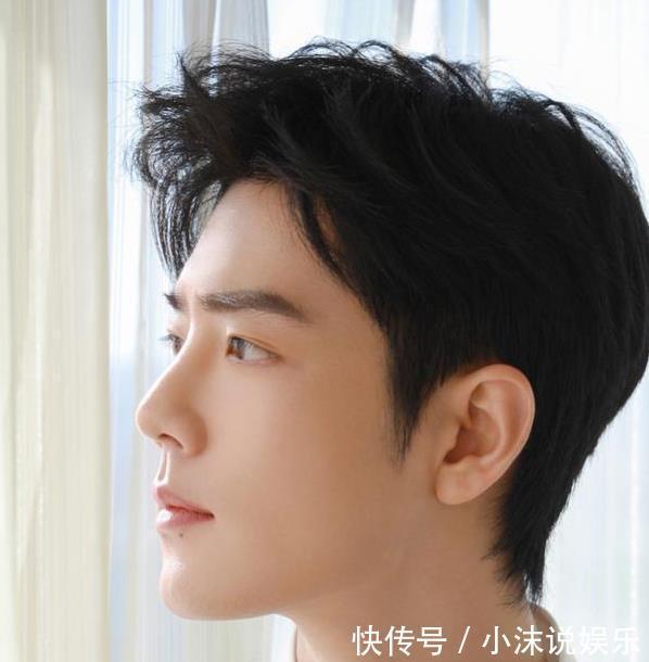 成龙感谢肖战能来,现场零下6度,舞台依然