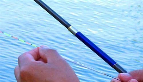 双钩|调漂技巧:调平水钓2目,双钩和子线在水底是个什么状态?