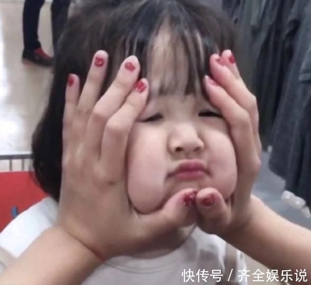 洼陷|脸上有这“3个缺陷”的女生,颜值不会太低,没准“仙女本仙”就是你