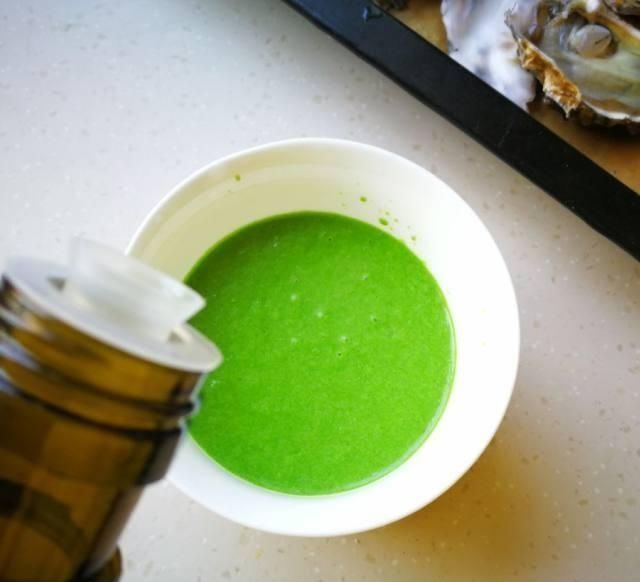 奶油|菠菜烤生蚝,个头肥美,海鲜味十足,好吃到爆