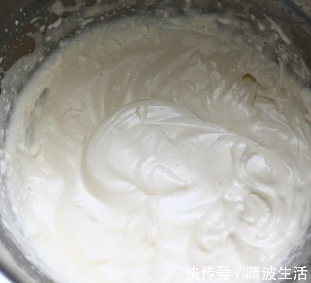 一款超颜值的甜甜圈蛋糕,一口能吃一个,绝对不夸张