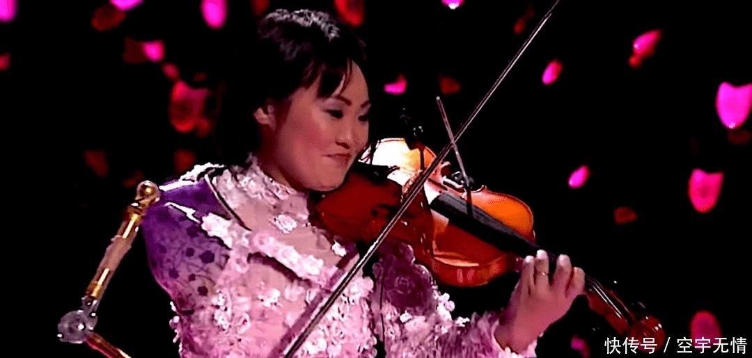 感动|日本单臂小提琴家,单臂怎么演奏呢?了解后励志,感动!