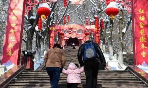 乌鲁木齐：红山雪霁