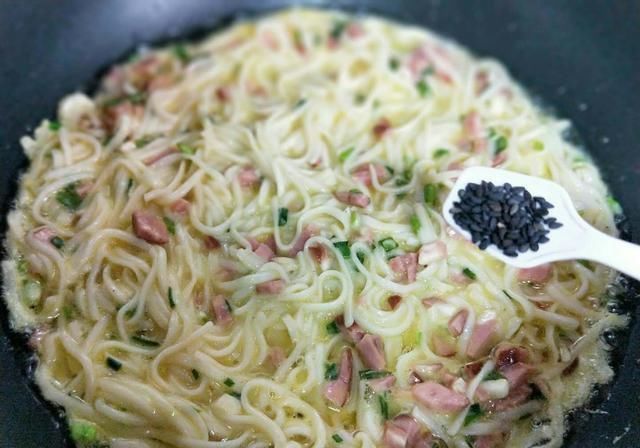 适量|分享三道早餐营养饼,做法简单,好吃实惠,喜欢的就来看看吧