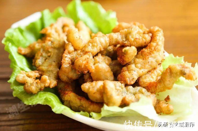 炸酥肉调面糊,别用面粉生粉,川菜厨子教你做法,又酥又香还入味