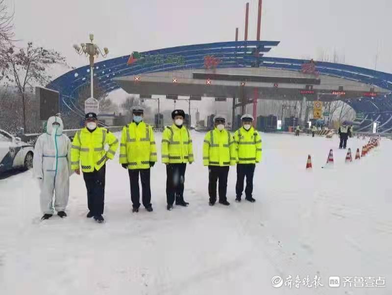 李怀磊|直击！聊城街头雪中，他们全出动了……