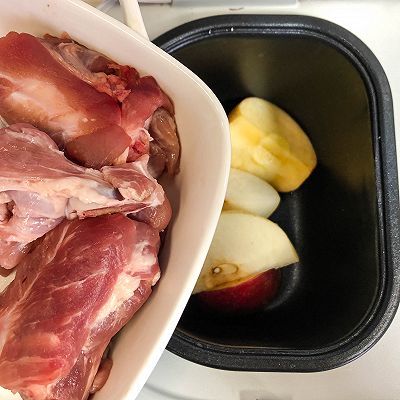 雪梨|雪梨苹果猪骨汤