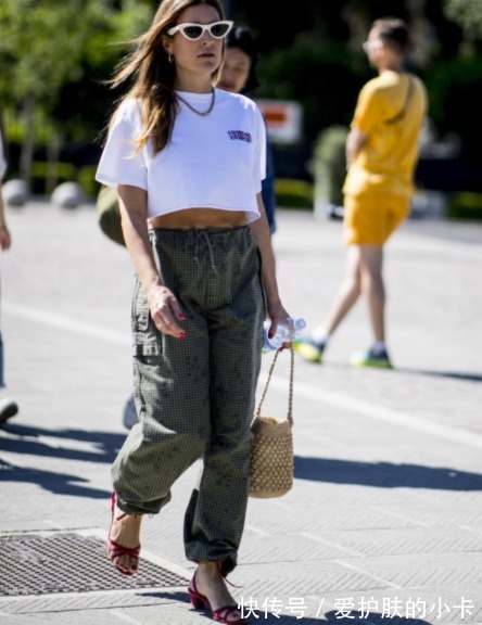 衣柜|为什么有的女人上了年纪后，反而越来越好看？主要有四个原因