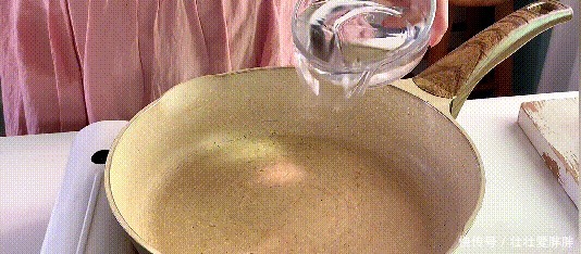 别再买坚果零食吃了,自己在家就能做,酥脆香甜,没有一点苦涩味!