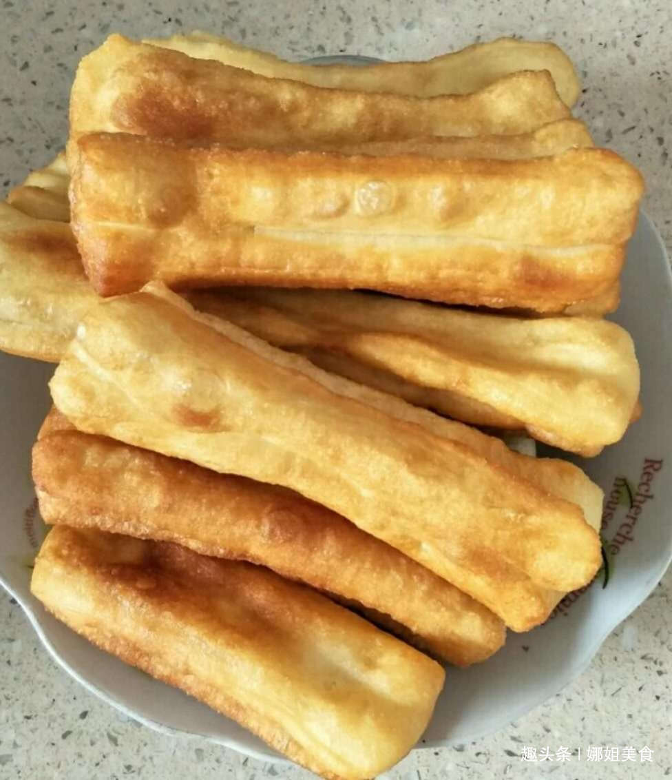 想吃油条不用买了,不用油炸,香脆可口,好吃不上火,孩子特爱吃