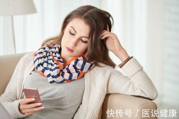 颈椎|经常低头容易诱发颈椎病,这5个行为或是主要诱因,尽量改正