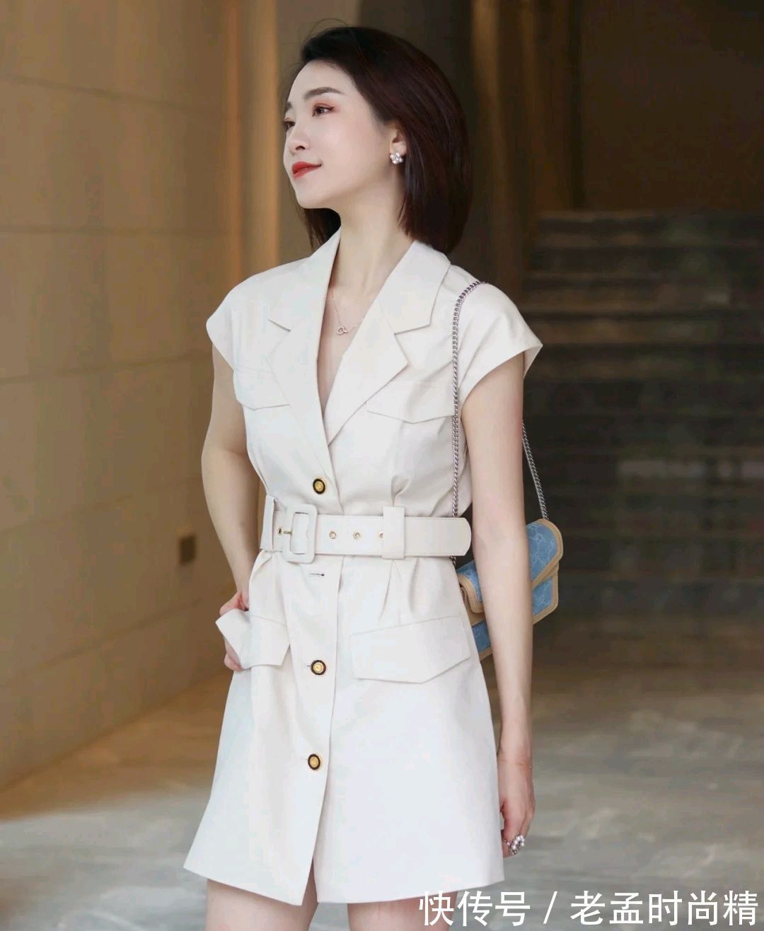 简约|成熟女人怎么穿才好看呢?简约温柔的穿搭就很不错,高级又有魅力