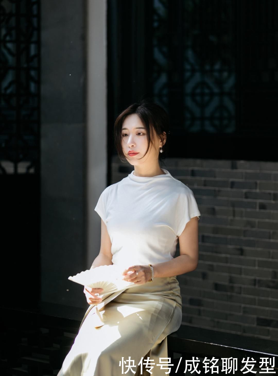 夏日|奔四女人的优雅穿搭，清新简约的搭配精致又减龄，显身材更显气质