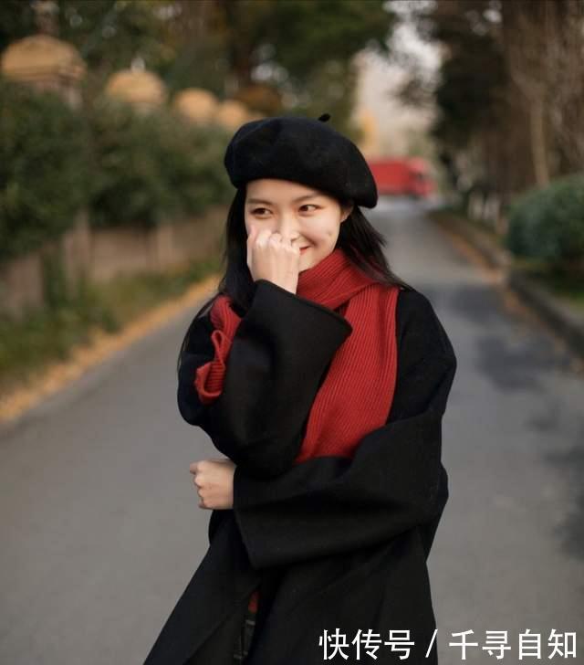 过节怎么穿更吸睛?试试这几种配色,妥妥的人群中的焦点