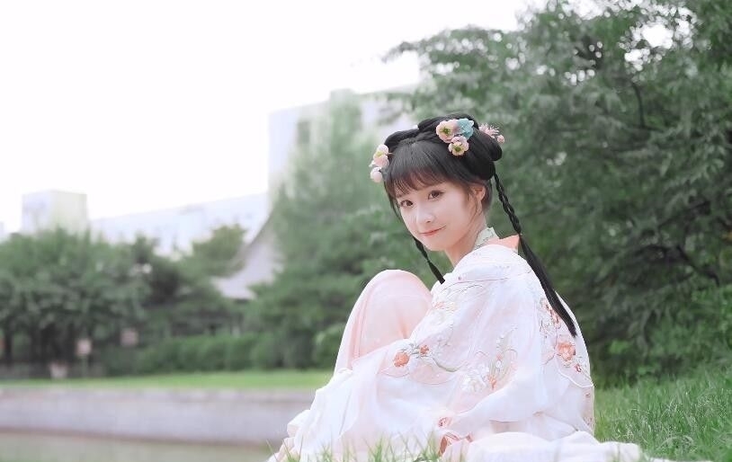 B站|这舞蹈UP主风格在B站很少见,还是个劳模,新作已经霸榜3天