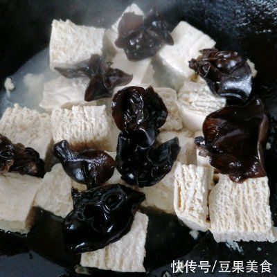 这红烧冻豆腐连吃3天了！明天还想吃
