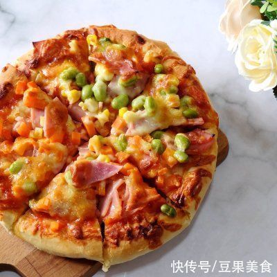 披萨饼|#安佳马苏里拉芝士挑战赛#好吃的火腿毛豆披萨