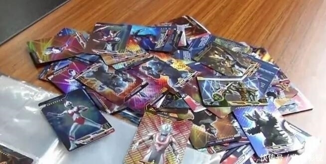 购买度|孩子疯狂迷恋的“奥特曼卡片”好在哪里?为啥会成为社交硬通货?