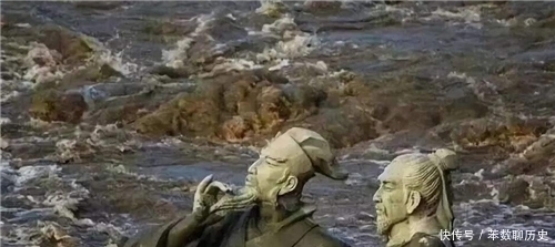 64岁苏轼乘船突遇台风,九死一生之际写下一首诗,狂到了人生巅峰