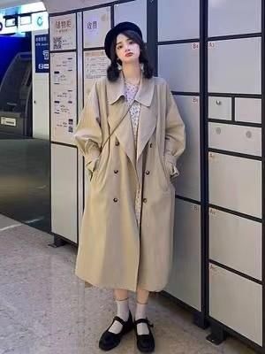 早春“风衣”很实穿，学会这“5个”搭配技巧，优雅高级又时髦