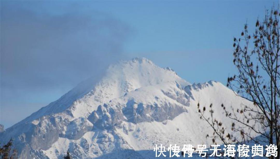 变法@王安石早年最经典一首诗,每一句都气势磅礴,读来令人热血沸腾