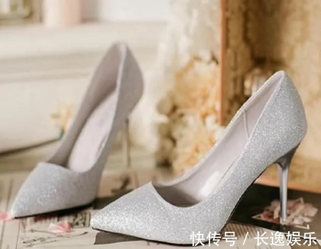 鞋头 时尚百搭的尖头高跟鞋，更迷人，更高挑，更时尚，女人味十足！