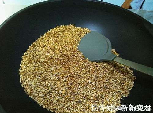 自制|除了煮、泡、发酵，还有这种方法，制作的麦粒，一粒麦子一条鱼