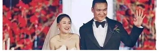 吉克隽逸|她是《中国好声音》学员，遭淘汰后收获爱情，嫁给了音综节目导演