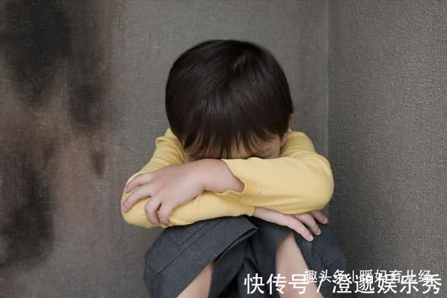 自卑|如果孩子平时喜欢做这3件事,说明“骨子里很自卑”,家长要注意