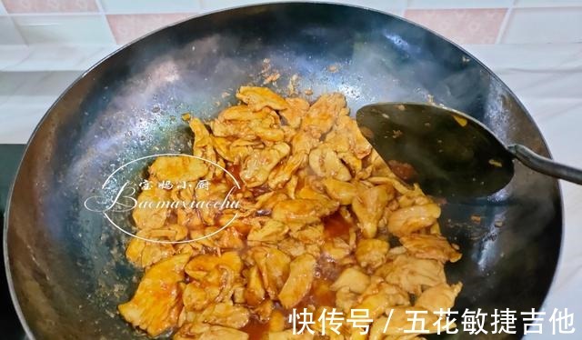 鸡肉片|这菜一次得炒两盘，减肥和长身体都需要，食材简单营养多，可香了！