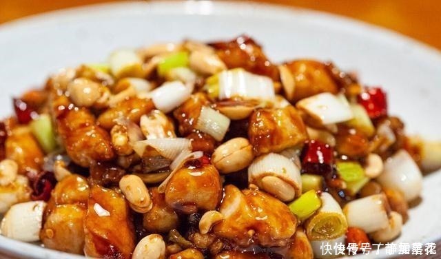 宫保鸡丁怎么做很多人第一步就错了,掌握好这1步是关键