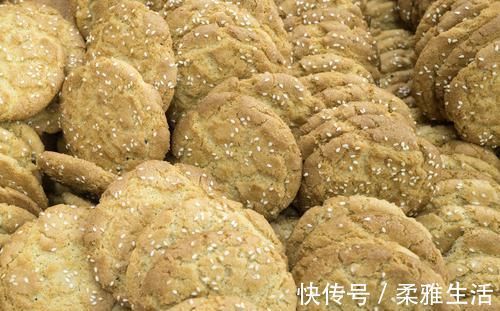 做法|外面20一斤的桃酥，自己在家就能做，香甜又酥脆，做法简单成本低