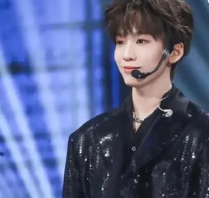 《创4》《青3》迎最新排名，周柯宇李俊濠第一，他的争议最大