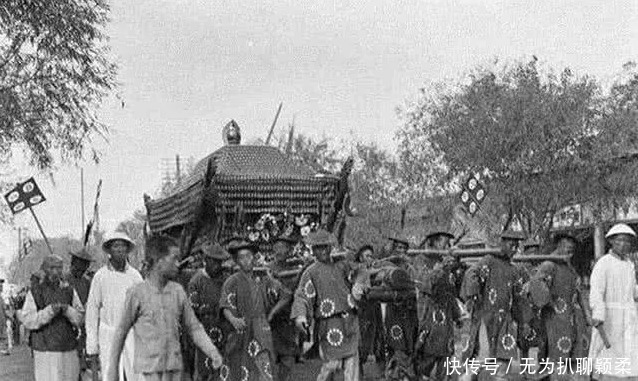 丧葬|中国名义上的最后一位皇帝袁世凯,其丧葬场面如何,是天子仪式吗