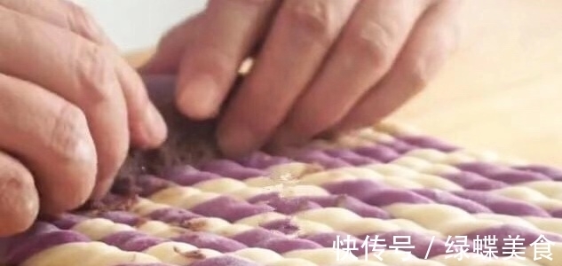 不放水，做花样馒头，喧软香甜，孩子看到就爱吃，外面也买不到