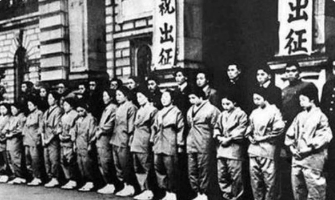 疯狂|二战时期的日本女人能“疯狂”到什么地步？说了你别不信