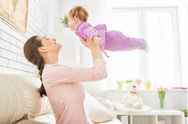 眼部|女性生完孩子,有几处正悄悄发生改变,过来人往往能很快分辨出来