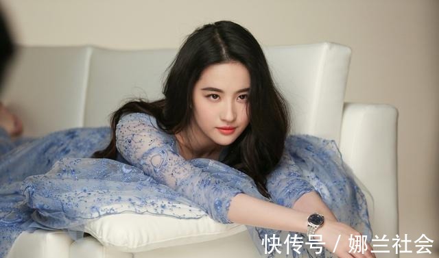 轮廓 脸型决定你的发型!你是什么脸型,新年就换什么发型,别搞错了