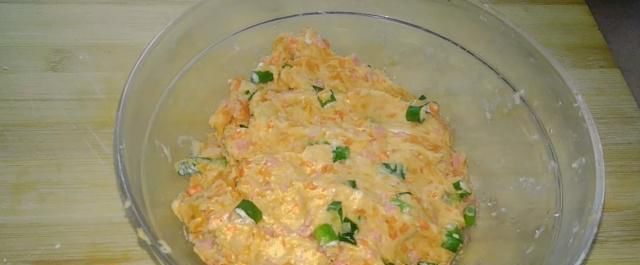 早餐很简单的做法，营养均衡又好吃，女儿每次点名要吃她